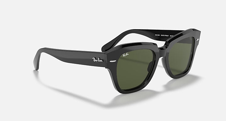 Ray-Ban STATE STREET Black with G-15 Green Solid Color lenses - Alternative