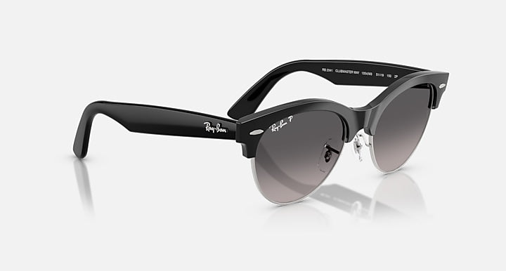 Ray-Ban CLUBMASTER WAY Black On Silver; Black with Grey Gradient Polarized Gradient lenses - Alternative