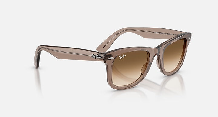 Ray-Ban WAYFARER EASE Transparent Light Brown with Clear Gradient Brown Gradient lenses - Alternative