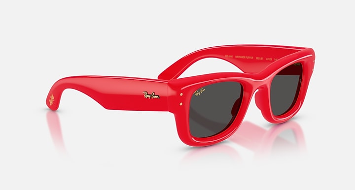 Ray-Ban WAYFARER PUFFER Red with Ultra Black Solid Color lenses - Alternative