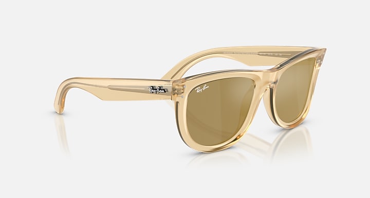 Ray-Ban WAYFARER REVERSE Opal Yellow with Brown Mirror Gold Solid Color - Mirror lenses - Alternative