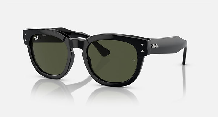 Ray-Ban MEGA HAWKEYE Black with Green Solid Color lenses - Quarter