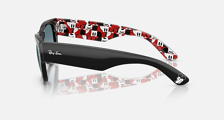 Ray-Ban MEGA WAYFARER DISNEY MICKEY & MINNIE MOUSE DECONSTRUCTED Black; Black Fantasy Disney Deconstructed Red with Blue Gradient Grey Gradient lenses - Lateral