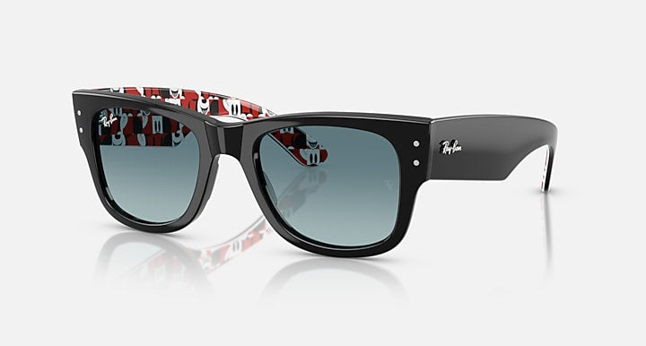 Ray-Ban MEGA WAYFARER DISNEY MICKEY & MINNIE MOUSE DECONSTRUCTED Black; Black Fantasy Disney Deconstructed Red with Blue Gradient Grey Gradient lenses - Quarter