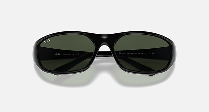 Ray-Ban DADDY-O Black with G-15 Green Solid Color lenses - Closed Front