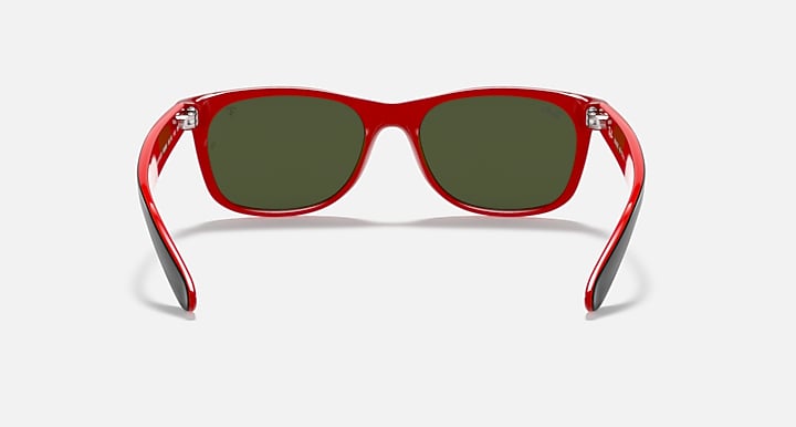 Ray-Ban RB2132M SCUDERIA FERRARI COLLECTION Black with Silver Flash Solid Color - Mirror lenses - Back