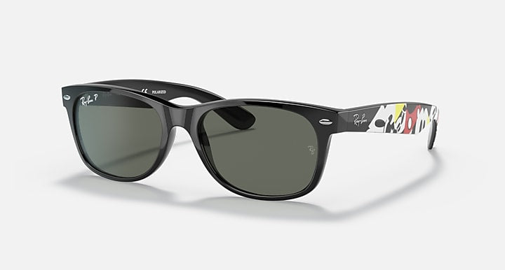 Ray-Ban RB2132 MICKEY J19 Black; Mickey Mouse with G-15 Green Polarized Solid Color lenses - Quarter