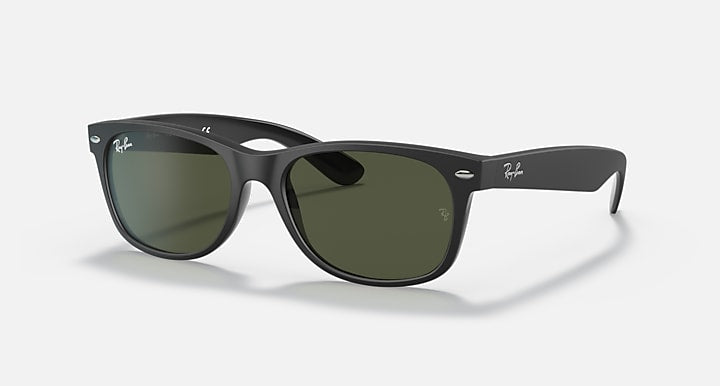 Ray-Ban NEW WAYFARER COLOR MIX Black with G-15 Green Solid Color lenses - Quarter