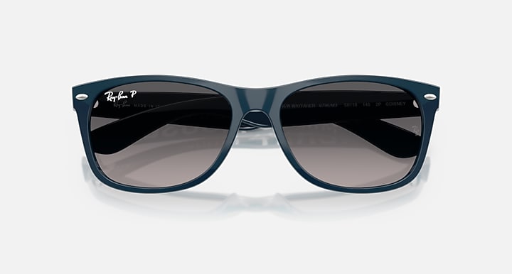 Ray-Ban NEW WAYFARER DISNEY MICKEY & MINNIE MOUSE LIQUID Blue Navy with Grey Gradient Polarized Gradient lenses - Closed Front