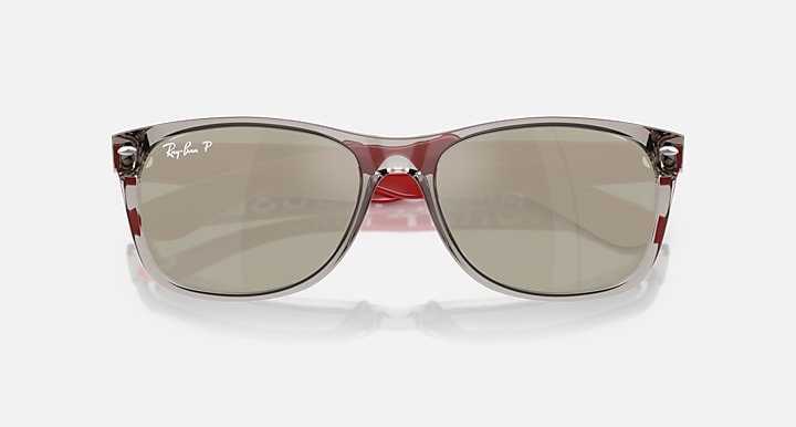Ray-Ban NEW WAYFARER DISNEY MICKEY & MINNIE MOUSE LIQUID Transparent Grey; Red with Grey Mirror Silver Polarized Solid Color - Mirror lenses - Closed Front