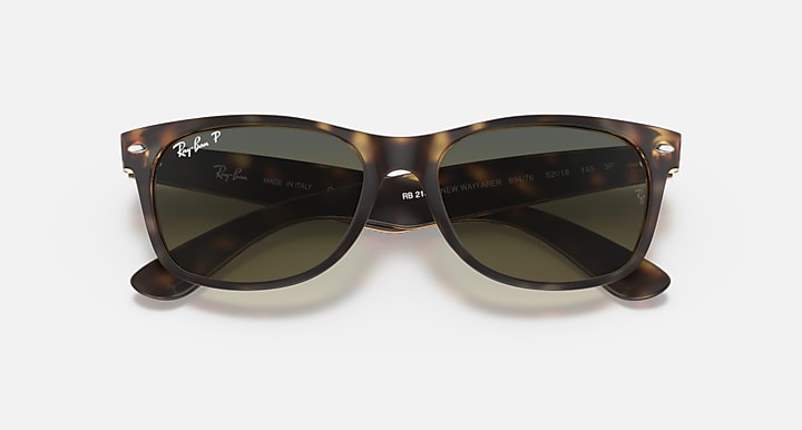 Ray-Ban NEW WAYFARER CLASSIC Havana with Green Gradient Blue Polarized Gradient lenses - Closed Front