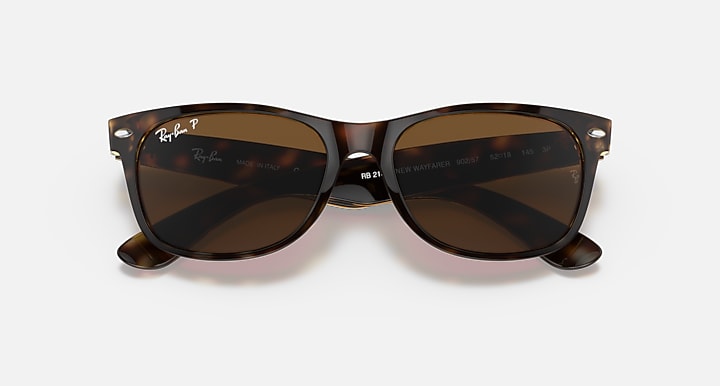 Ray-Ban NEW WAYFARER CLASSIC Tortoise with Brown Polarized Solid Color lenses - Closed Front
