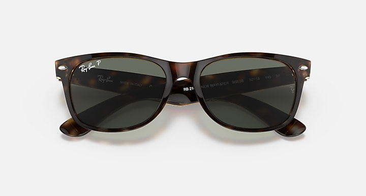 Ray-Ban NEW WAYFARER CLASSIC Tortoise with G-15 Green Polarized Solid Color lenses - Closed Front