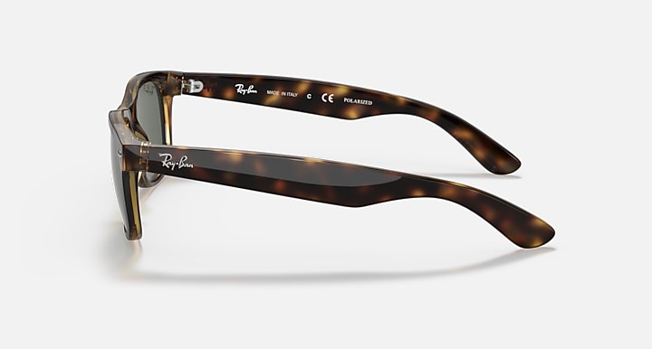 Ray-Ban NEW WAYFARER CLASSIC Tortoise with G-15 Green Polarized Solid Color lenses - Lateral