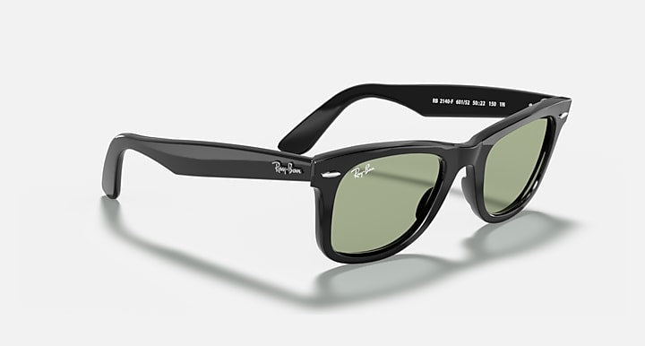 Ray-Ban ORIGINAL WAYFARER CLASSIC Black; Shiny Black with Green Solid Color lenses - Alternative