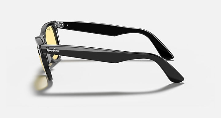 Ray-Ban ORIGINAL WAYFARER CLASSIC Black with Yellow Classic Solid Color lenses - Lateral