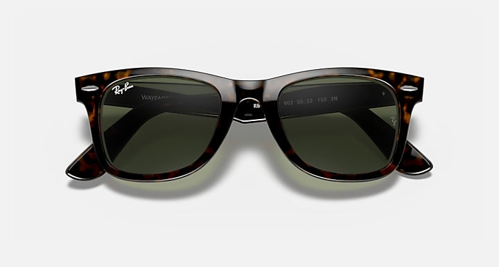 Ray-Ban ORIGINAL WAYFARER CLASSIC Tortoise with G-15 Green Solid Color lenses - Closed Front