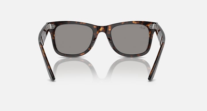 Ray-Ban ORIGINAL WAYFARER CLASSIC Havana with Grey Solid Color lenses - Back