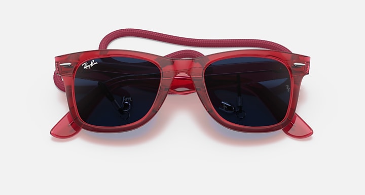 Ray-Ban ORIGINAL WAYFARER COLORBLOCK TRANSITIONS® Transparent Red with Clear/White Transitions® lenses - Alternative