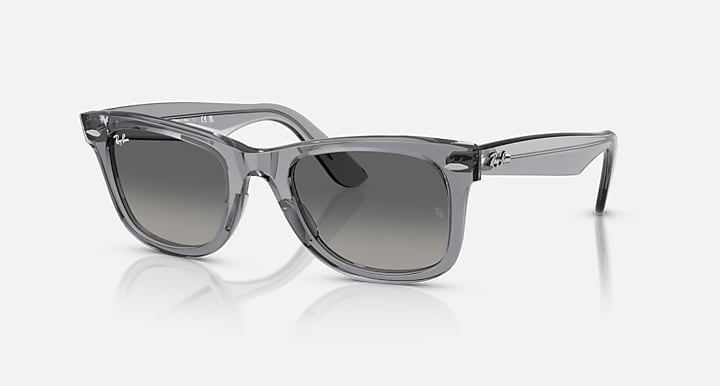 Ray-Ban ORIGINAL WAYFARER CLASSIC Transparent Grey with Light Grey Gradient Dark Grey Gradient lenses - Quarter