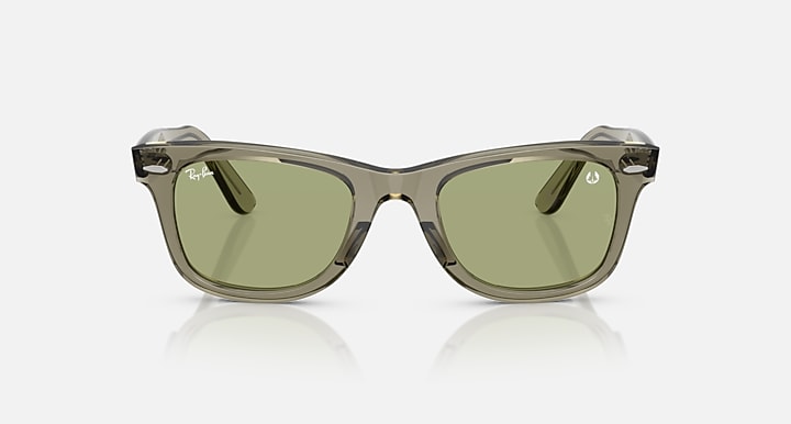 Ray-Ban RAY-BAN STAR WARS™ – MASTER YODA WAYFARER Transparent Green with Bottle Green Solid Color lenses - Front
