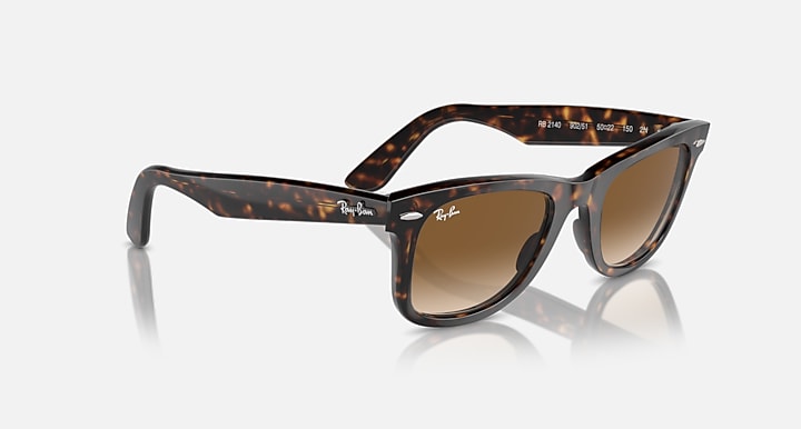 Ray-Ban ORIGINAL WAYFARER CLASSIC Tortoise with Solid Color Gradient lenses - Alternative