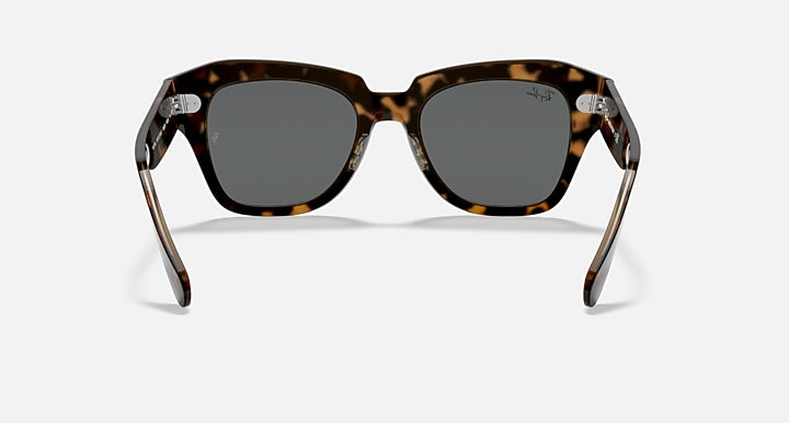 Ray-Ban STATE STREET Havana On Transparent Brown with Dark Grey Solid Color lenses - Back