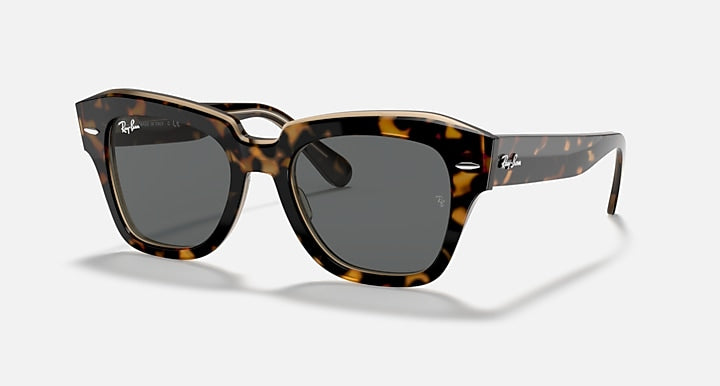 Ray-Ban STATE STREET Havana On Transparent Brown with Dark Grey Solid Color lenses - Quarter