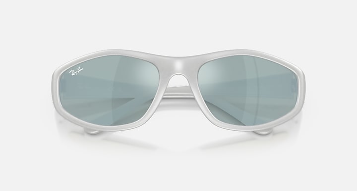 Ray-Ban RB2228 Silver with Light Green Mirror Silver Solid Color - Mirror lenses - Closed Front