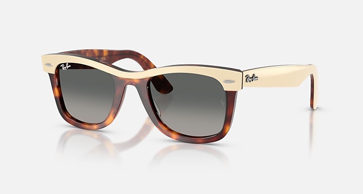 Ray-Ban WAYFARER STREET NEAT Beige On Havana; Beige Havana with Gradient Grey Gradient lenses - Quarter