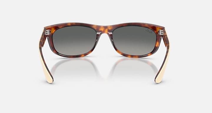 Ray-Ban BALORAMA STREET NEAT Beige Havana with Gradient Grey Gradient lenses - Back