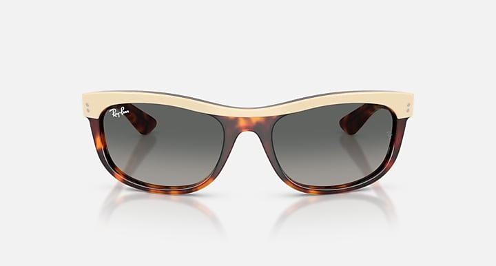 Ray-Ban BALORAMA STREET NEAT Beige Havana with Gradient Grey Gradient lenses - Front