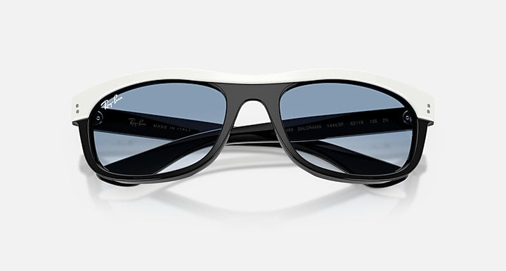 Ray-Ban BALORAMA STREET NEAT White On Black with Clear Gradient Blue Gradient lenses - Closed Front
