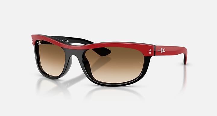 Ray-Ban BALORAMA STREET NEAT Red On Black with Clear Gradient Brown Gradient lenses - Quarter