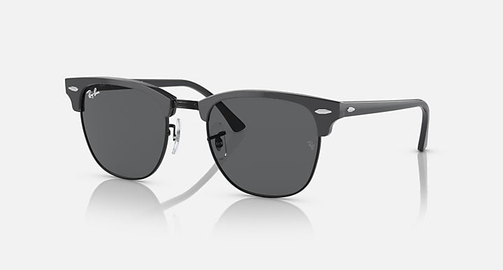 Ray-Ban CLUBMASTER CLASSIC Grey On Black; Grey with Dark Grey Solid Color lenses - Quarter