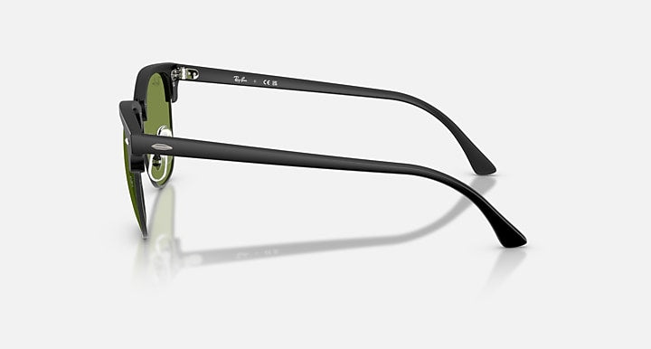 Ray-Ban CLUBMASTER CLASSIC Matte Black On Black; Matte Black with Green Solid Color lenses - Lateral