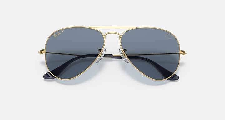 Ray-Ban AVIATOR MICKEY WDW50 Arista Gold with Blue Polarized Solid Color lenses - Closed Front