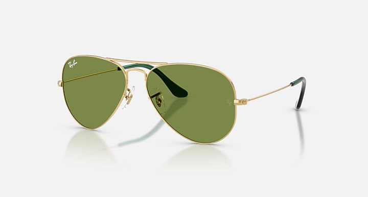 Ray-Ban AVIATOR LARGE METAL Arista Gold with Green Solid Color lenses - Quarter