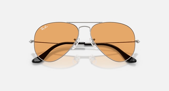 Ray-Ban AVIATOR CLASSIC SUMMER CAPSULE Gunmetal with Orange Solid Color lenses - Closed Front