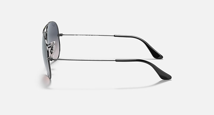 Ray-Ban AVIATOR GRADIENT Gunmetal with Blue Gradient Polarized Gradient lenses - Lateral
