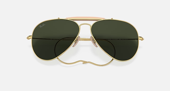 Ray-Ban OUTDOORSMAN Arista Gold with G-15 Green Solid Color lenses - Closed Front