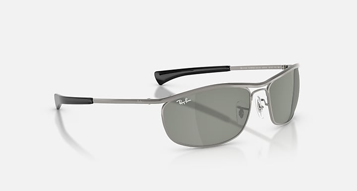 Ray-Ban RAY-BAN STAR WARS™ – THE MANDALORIAN OLYMPIAN DELUXE Gunmetal with Green Mirror Silver Solid Color - Mirror lenses - Alternative