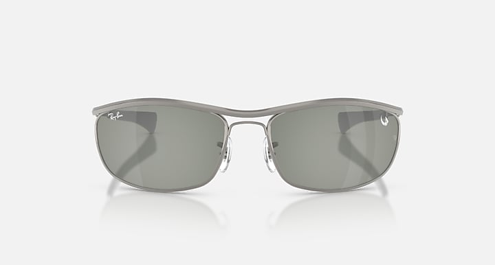 Ray-Ban RAY-BAN STAR WARS™ – THE MANDALORIAN OLYMPIAN DELUXE Gunmetal with Green Mirror Silver Solid Color - Mirror lenses - Front