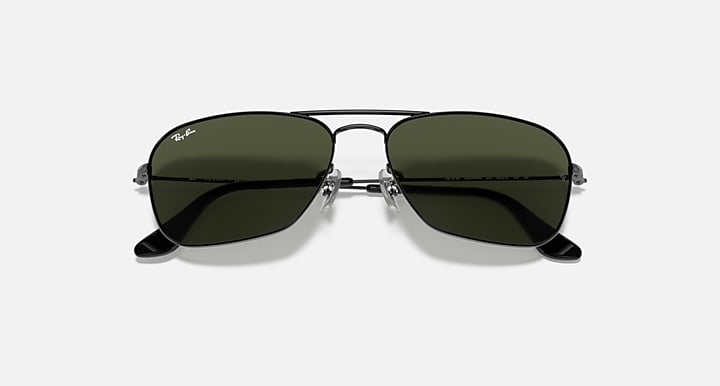 Ray-Ban CARAVAN Gunmetal with G-15 Green Solid Color lenses - Closed Front
