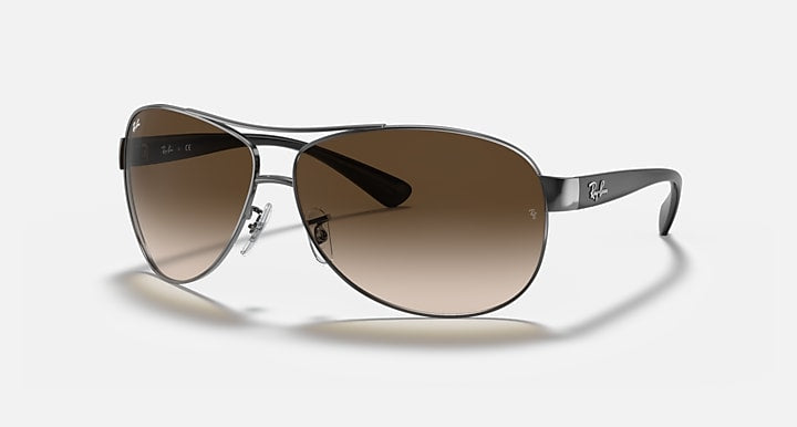 Ray-Ban RB3386 Gunmetal with Brown Gradient Gradient lenses - Quarter