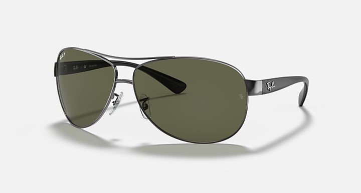 Ray-Ban RB3386 Gunmetal with G-15 Green Polarized Solid Color lenses - Quarter