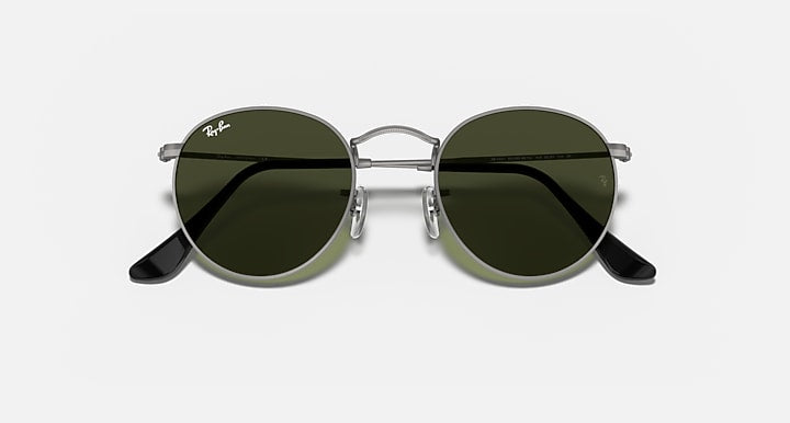 Ray-Ban ROUND METAL Gunmetal with G-15 Green Solid Color lenses - Closed Front