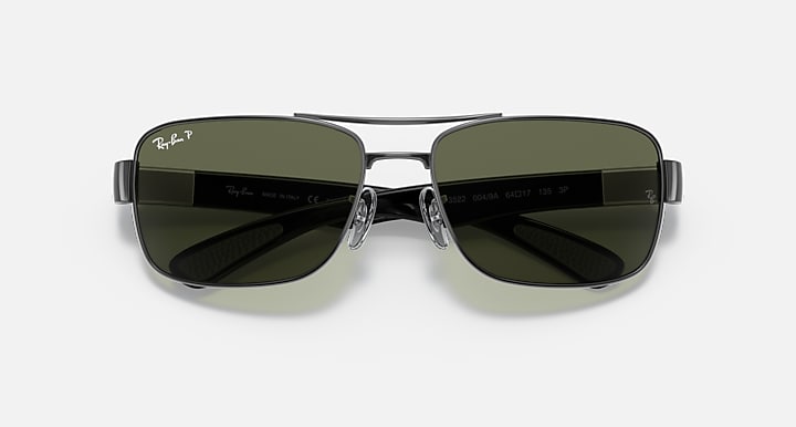 Ray-Ban RB3522 Gunmetal with G-15 Green Polarized Solid Color lenses - Closed Front