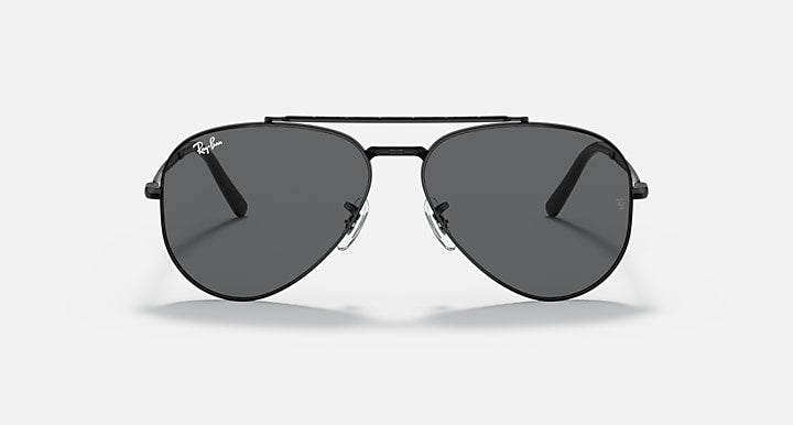 Ray-Ban NEW AVIATOR Black with Dark Grey Solid Color lenses - Front