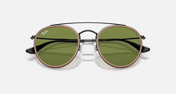 Ray-Ban ROUND DOUBLE BRIDGE Black with Green Solid Color lenses - Closed Front